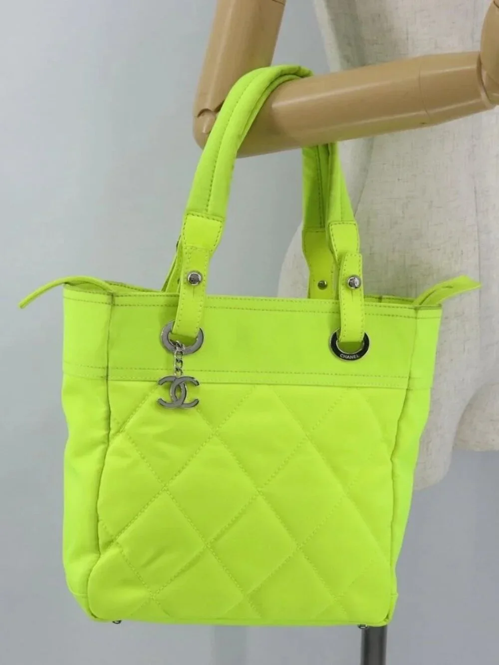 CHANEL Paris Biarritz Tote PM Tote Bag Canvas Green Neon Green CC Auth BSZ633